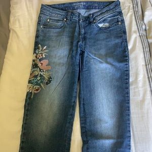 Jennifer Lopez Capris